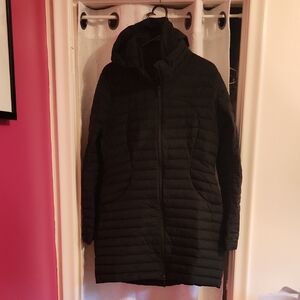 lululemon athletica Midnight Black Puffer Coat